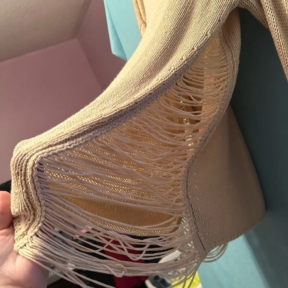 Fun tan sweater from forever 21 *needs small  repair see photos - Picture 2 of 4